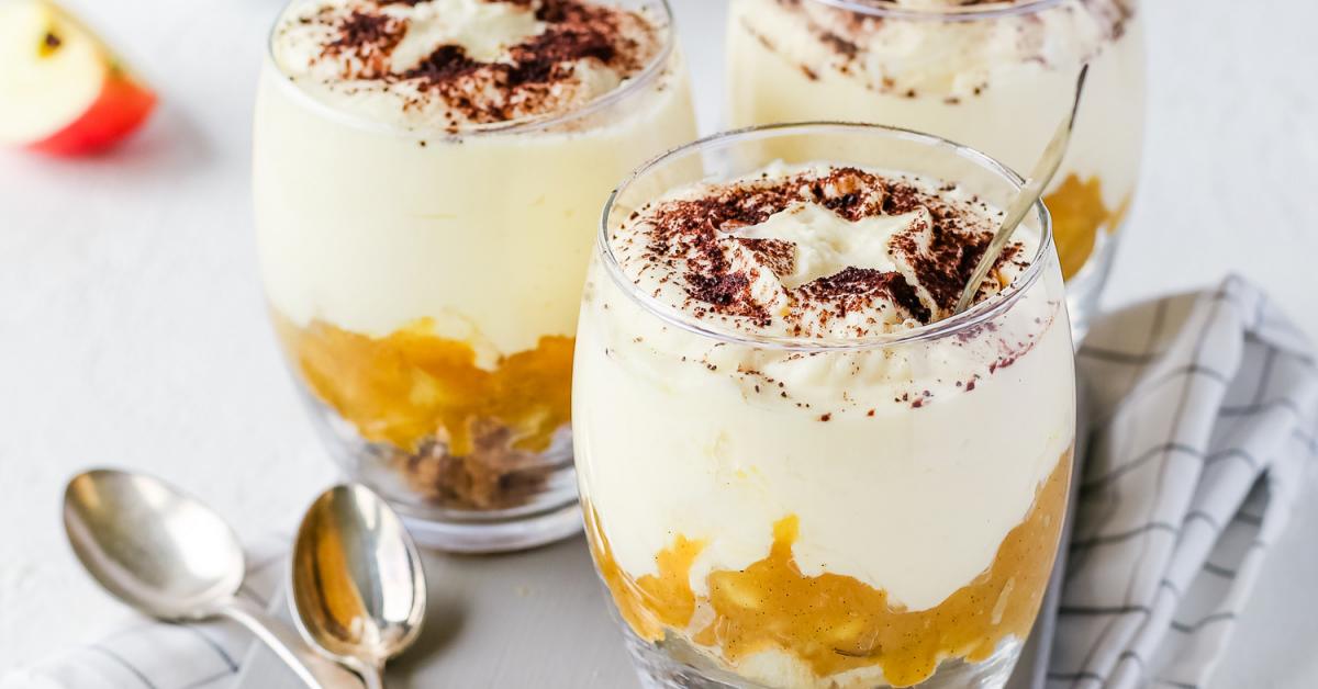 Bratapfel-Tiramisu mit Spekulatius im Glas | Simply Yummy