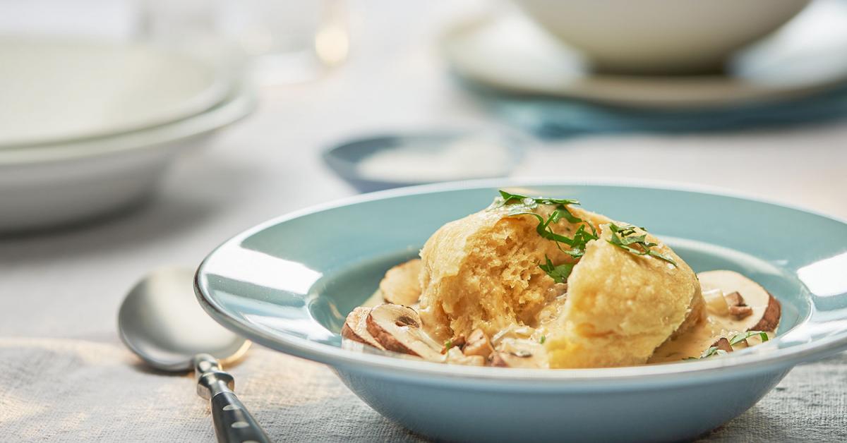 Dampfnudeln mit Pilzragout im Cookit | Simply Yummy