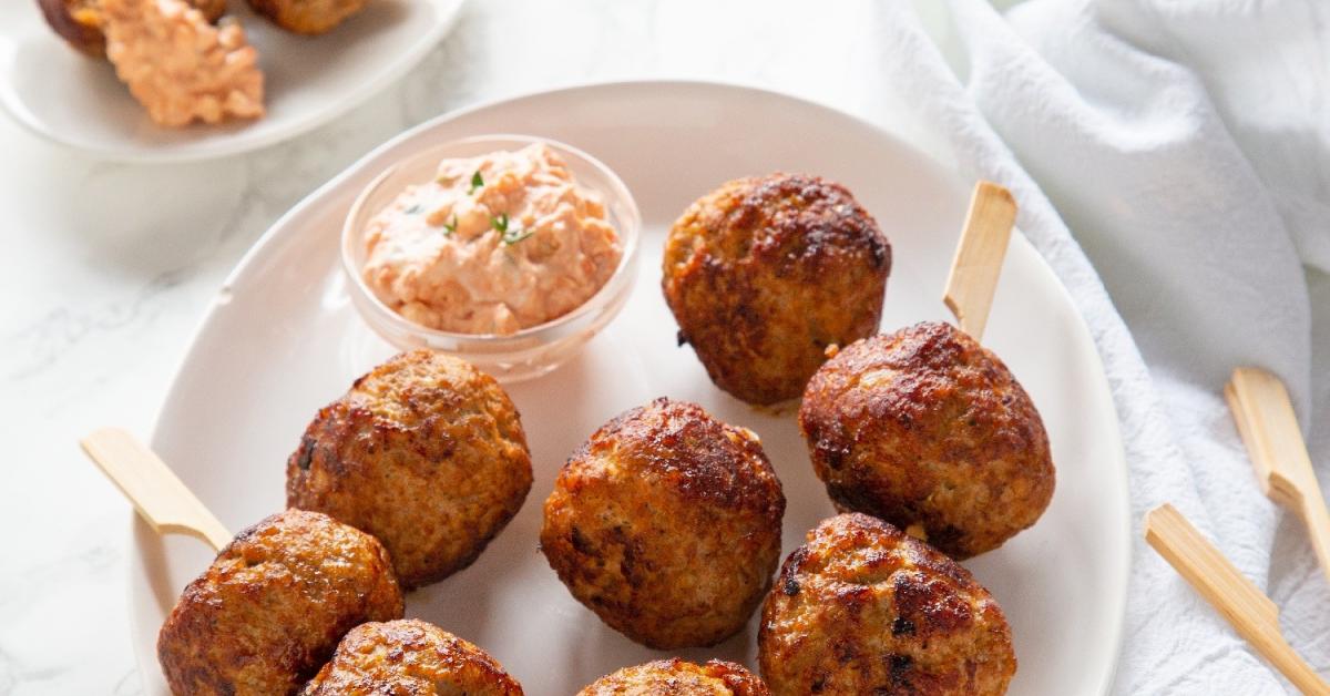 Mediterran gefüllte Hackbällchen im Cookit | Simply Yummy