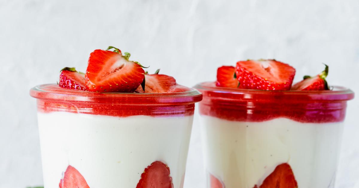 ErdbeerButterkeksDessert im Glas Simply Yummy