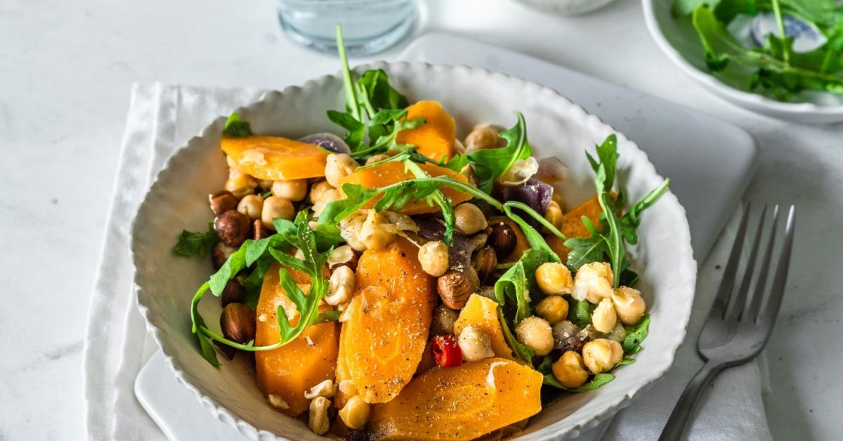 Karottensalat mit Kichererbsen im Cookit | Simply Yummy