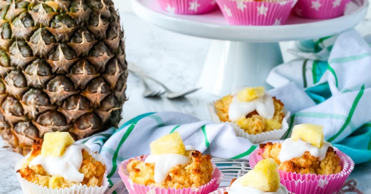 Low Carb Kokos-Ananas-Muffins | Rezepte von Simply Yummy