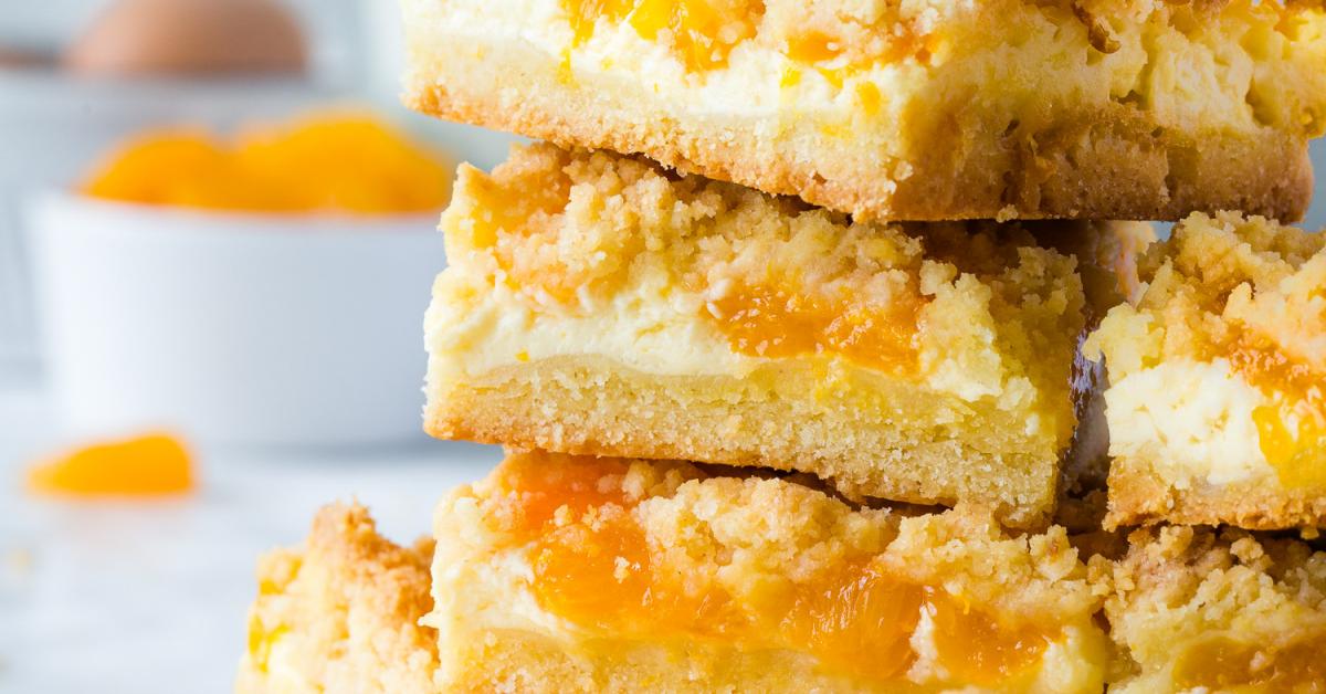 Mandarinen-Streusel-Kuchen mit Schmand | Simply Yummy