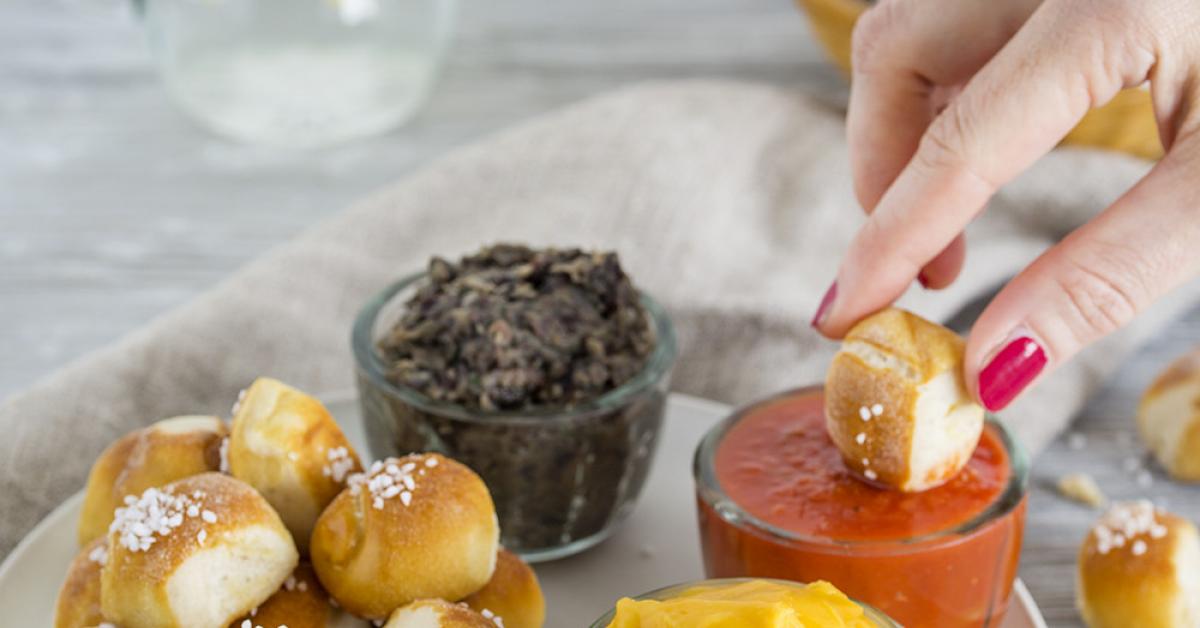 Pretzel Bites mit dreierlei Dips | Rezepte von Simply Yummy