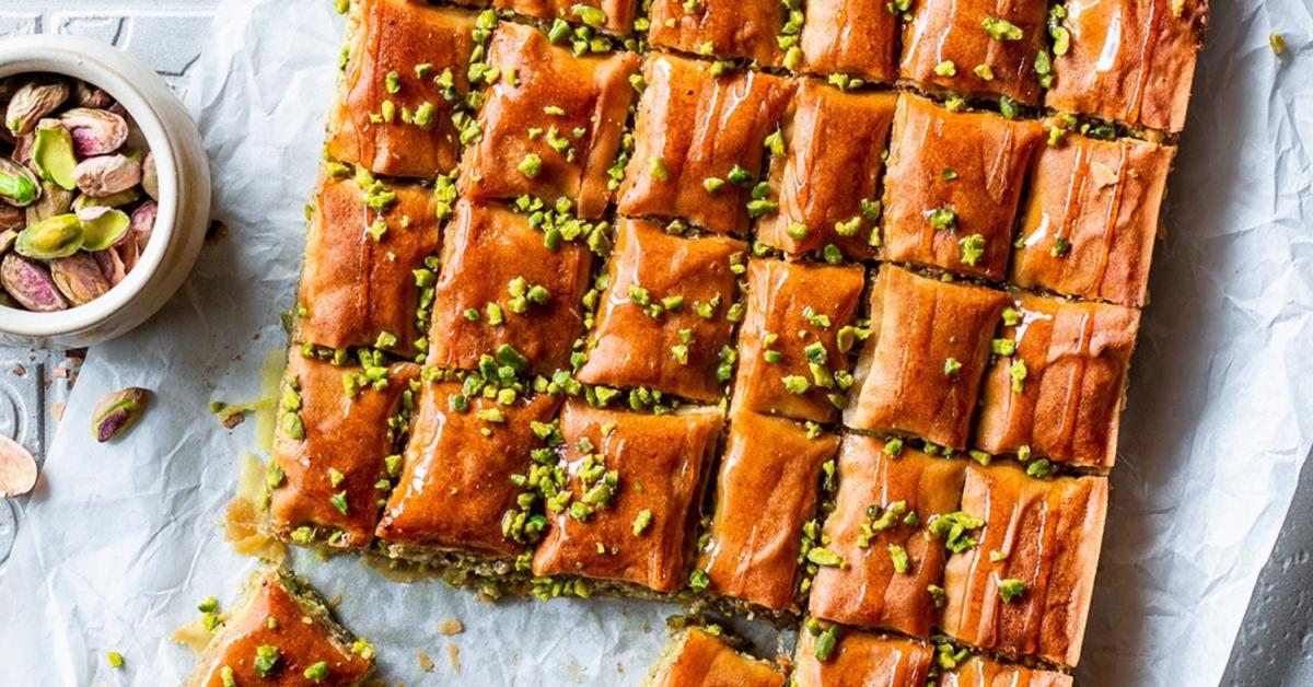 Baklava Rezept - den Klassiker selber machen | Simply Yummy Baklava Rezept - den Klassiker selber machen | Simply Yummy