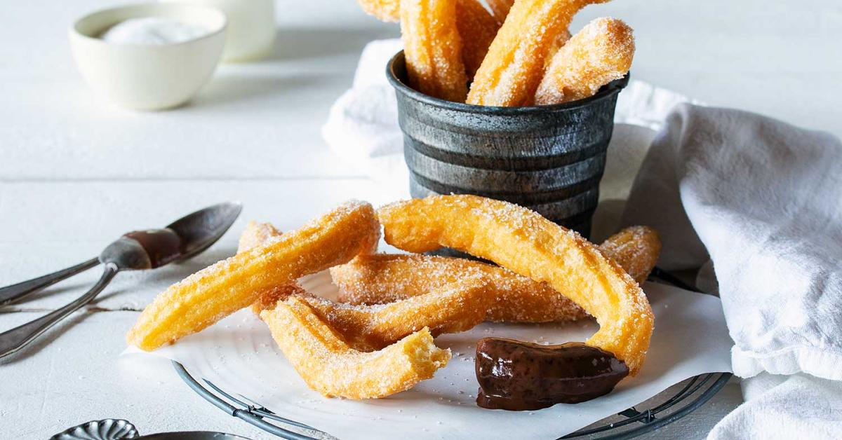 Churros Rezept - original Teig wie in Spanien | Simply Yummy
