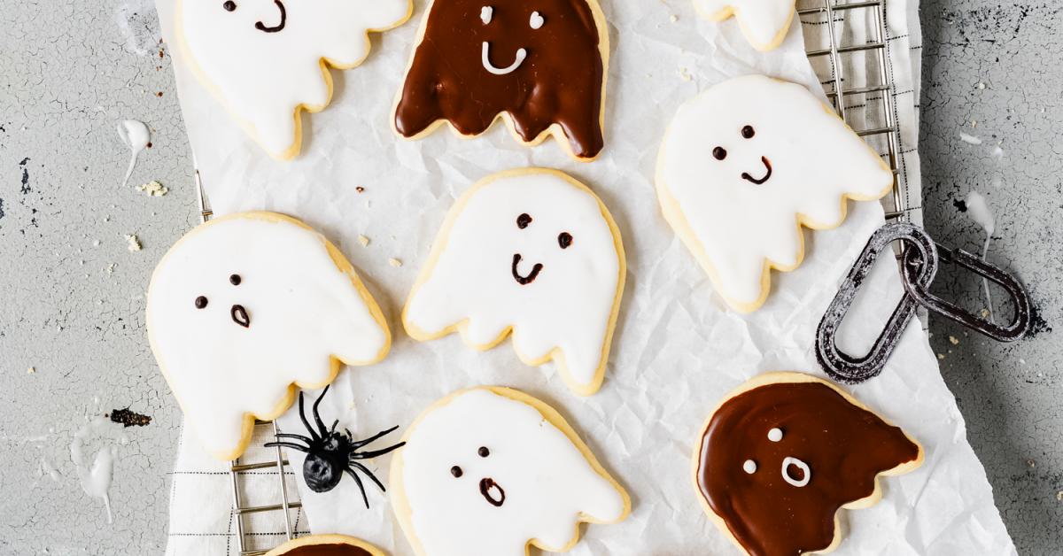 Halloween Kekse aus ganz einfachem Teig | Simply Yummy