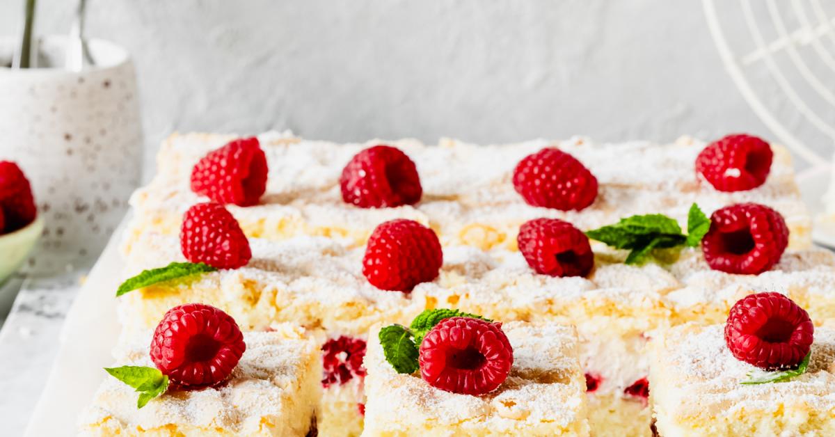 Himbeer-Schmand-Torte vom Blech | Simply Yummy