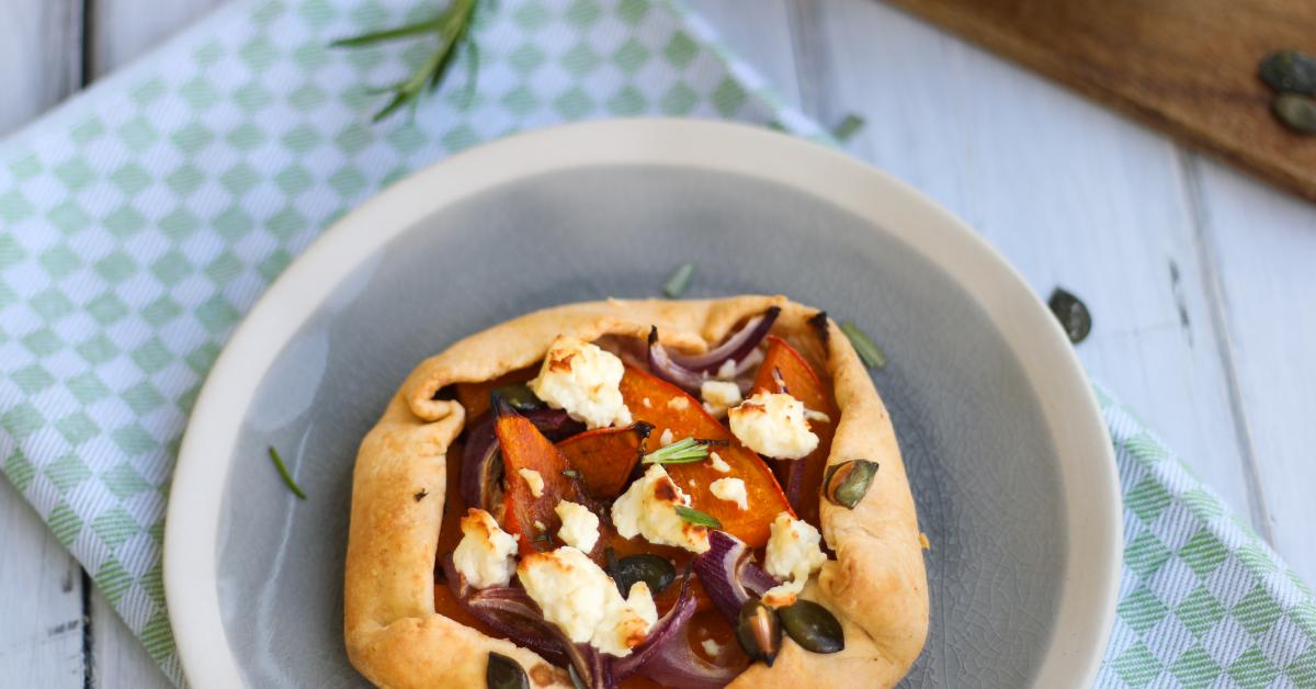 Mini-Crostatas mit Kürbis und Feta | Simply Yummy