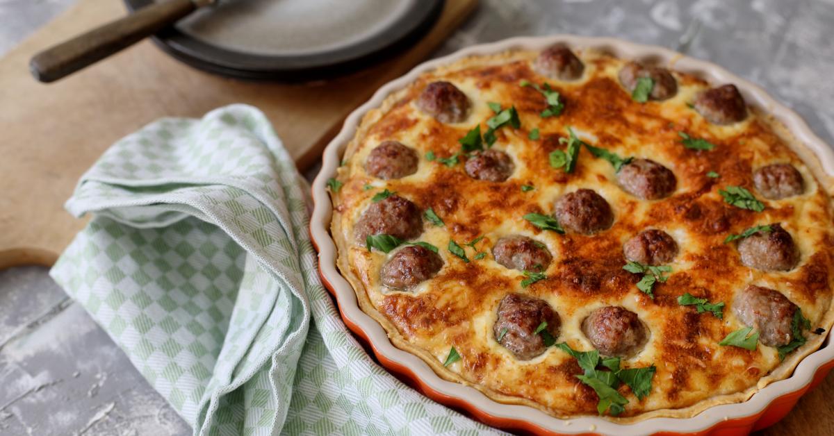 Sauerkrautkuchen mit Hackbällchen | Simply Yummy
