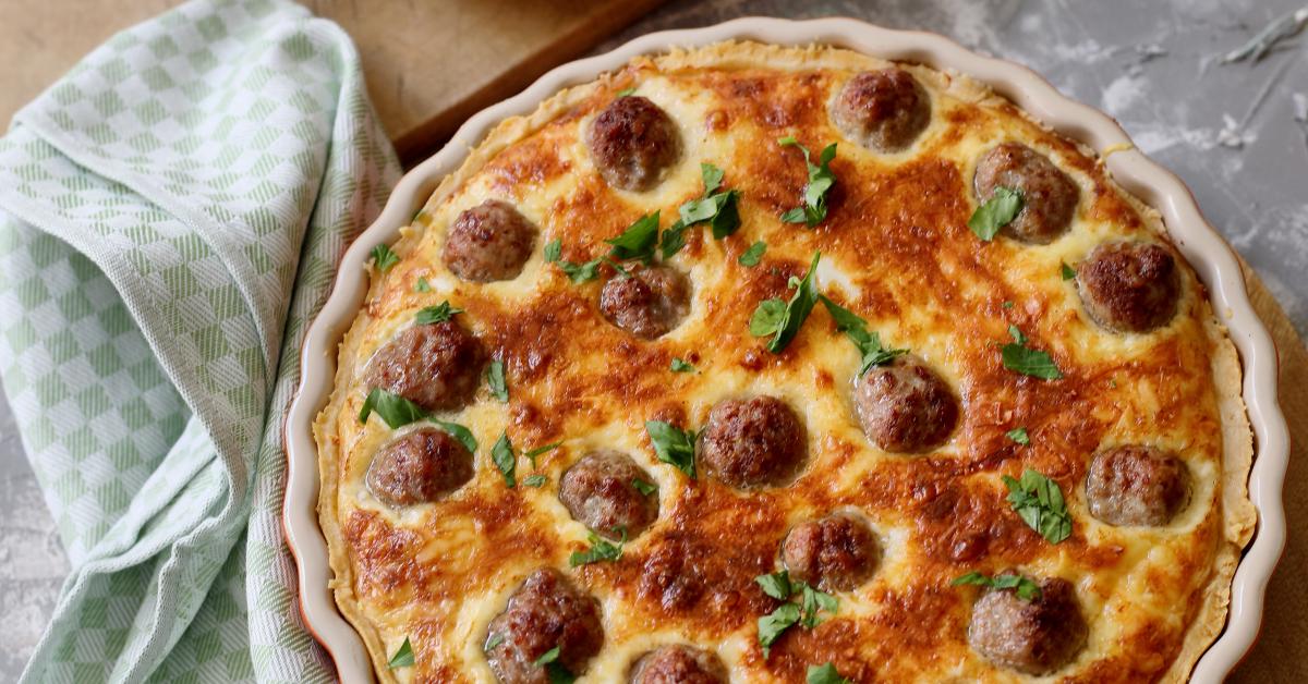 Sauerkrautkuchen mit Hackbällchen | Simply Yummy