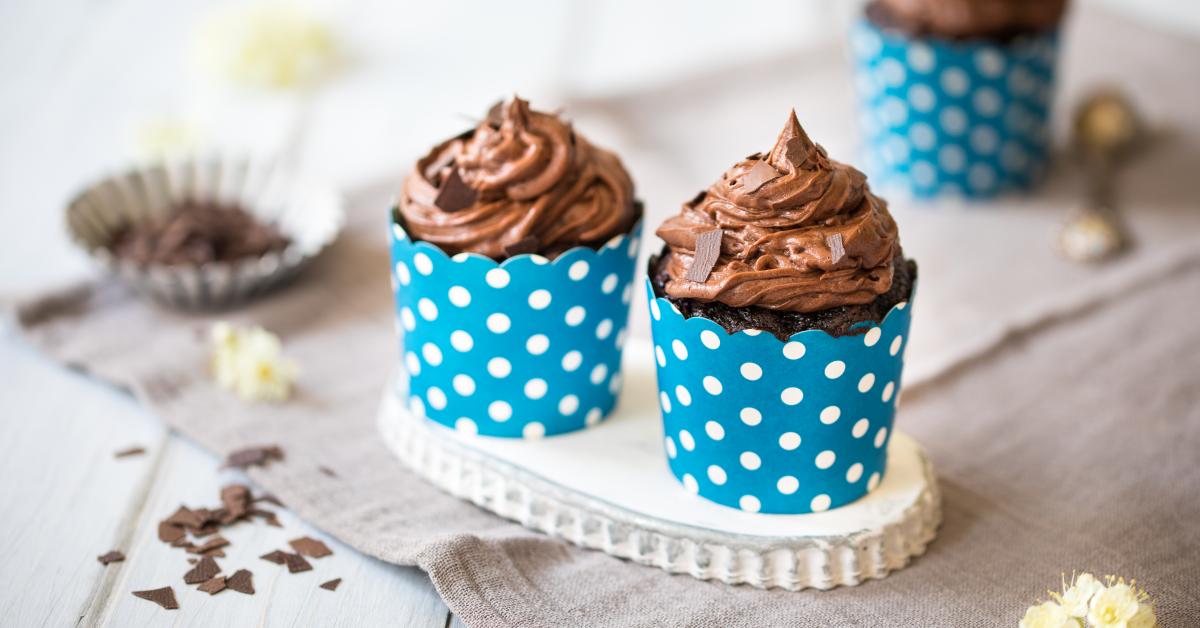 Schoko-Cupcakes mit Frosting - DAS Rezept | Simply Yummy