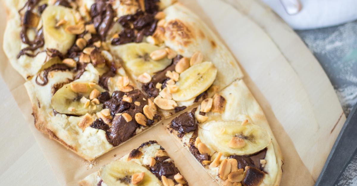 Süßer Flammkuchen mit Nutella und Banane | Simply Yummy