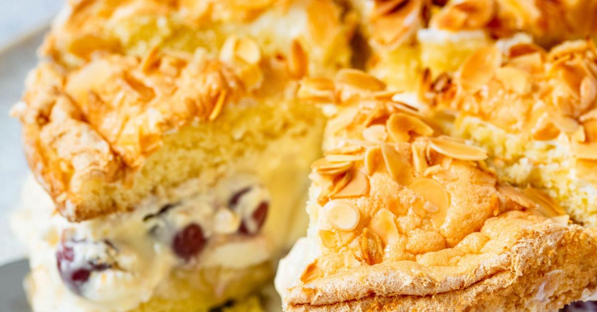 Die beste Gewittertorte mit Kirschen | Simply Yummy
