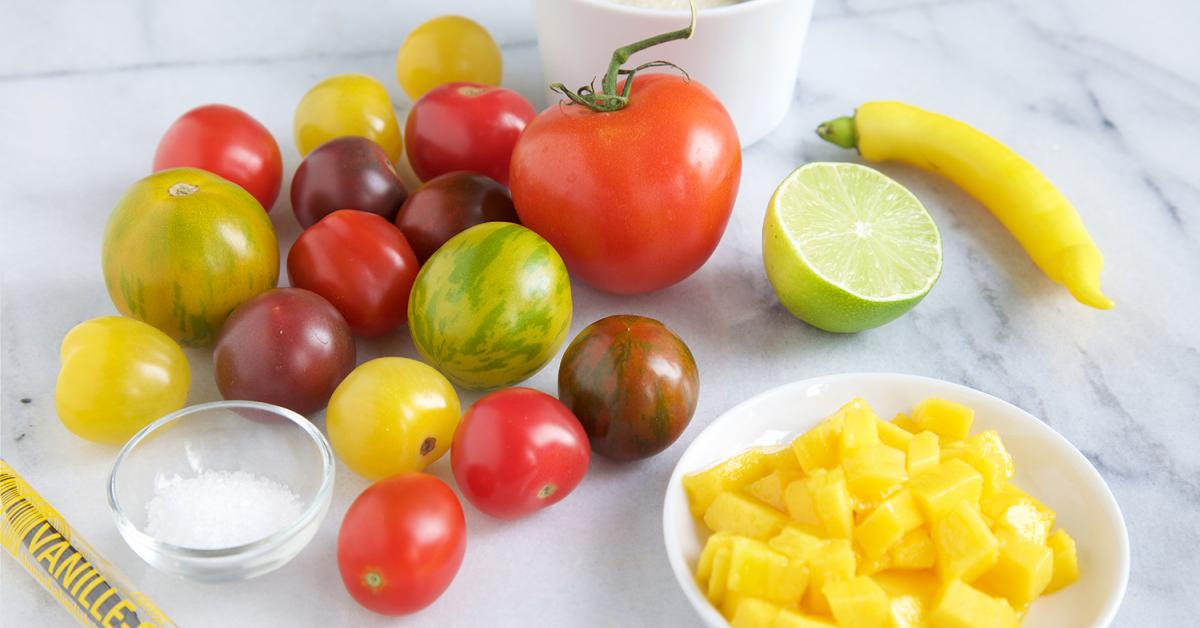 Tomatensorbet mit pikantem Mangosalat | Simply Yummy