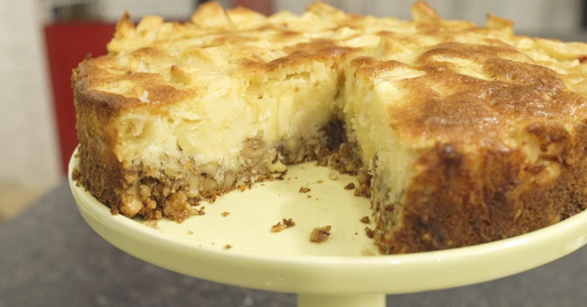 Apfel-Walnuss-Kuchen mit Knusperkaramell | Simply Yummy
