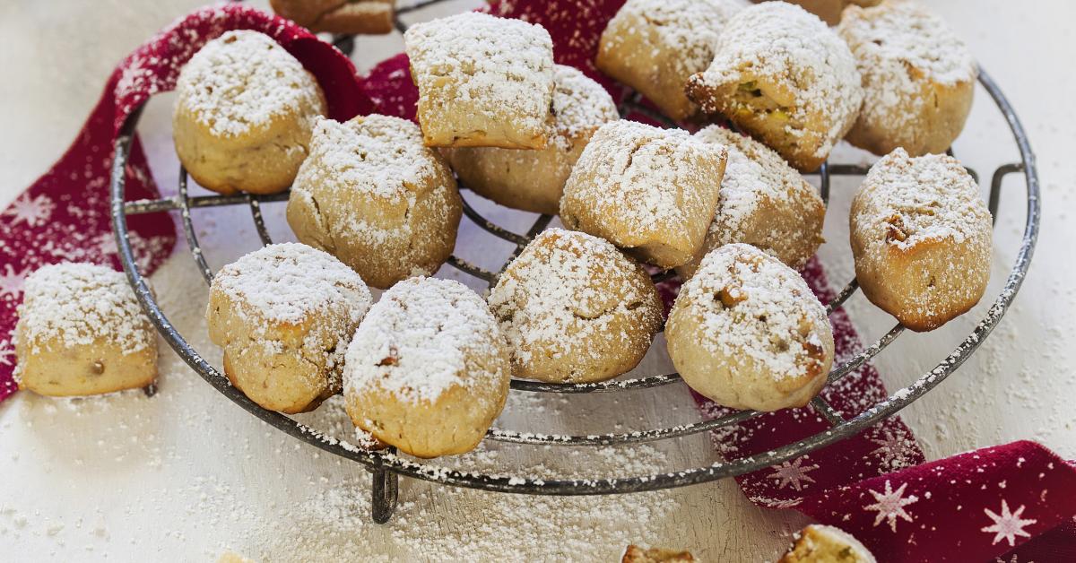 Stollenkonfekt mit Marzipan backen - das beste Rezept!