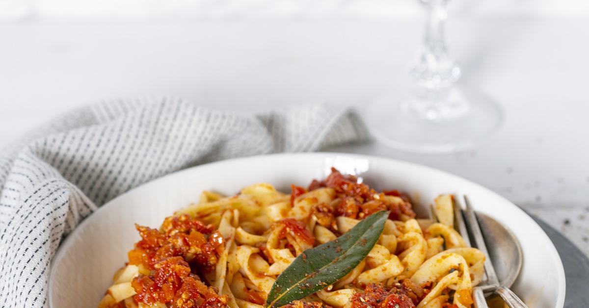 Tofu Bolognese veganes Rezept nach Original Simply Yummy