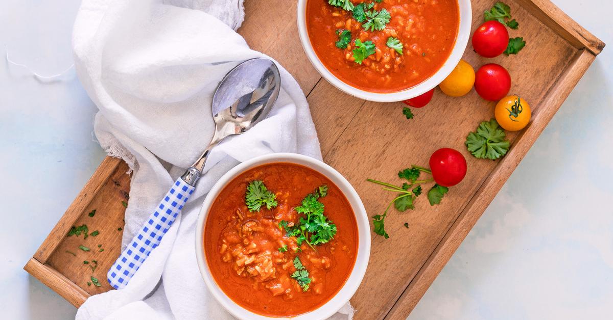 Tomatensuppe mit Reis - Rezept von Oma | Simply Yummy