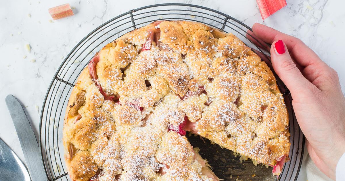 Veganer Rhabarberkuchen Mit Streusel Und Doppelt Schoko