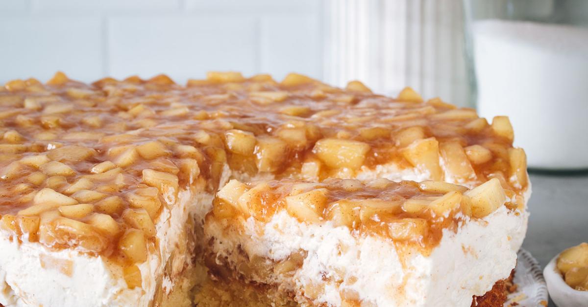 Winterapfeltorte mit Schmandcreme | Simply Yummy