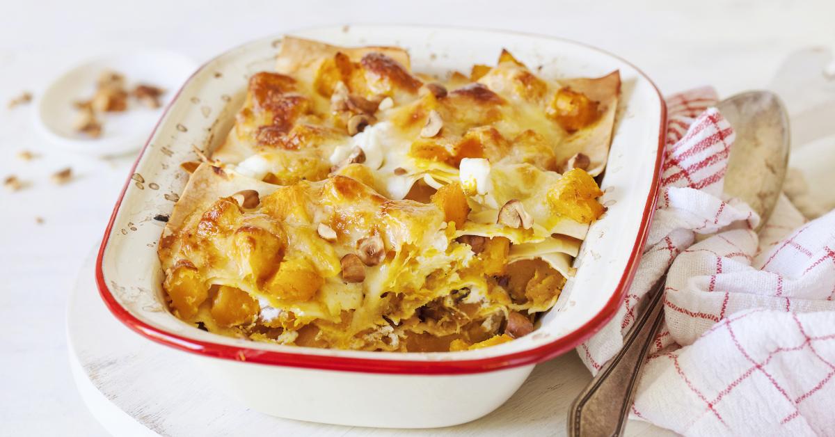 Winterkurbis Lasagne Mit Ziegenfrischkase Und Haselnussen Simply Yummy