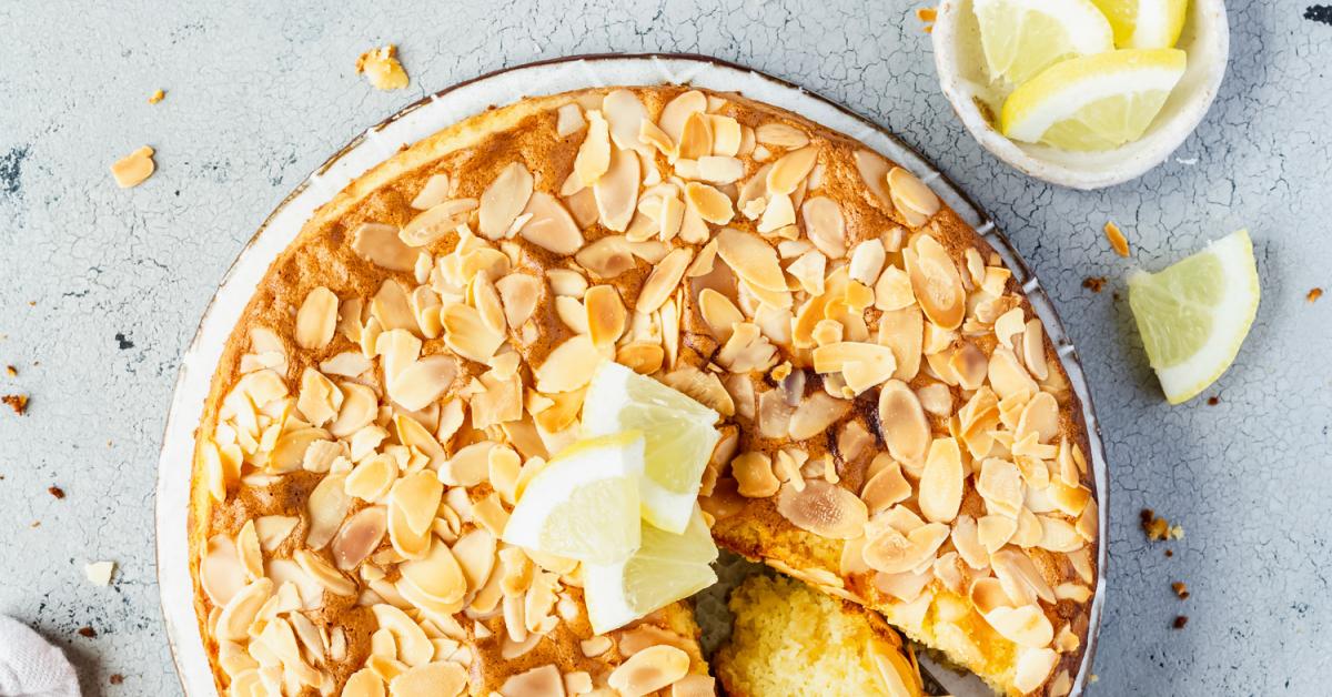 Zitronen-Mandel-Kuchen - so saftig ohne Mehl | Simply Yummy