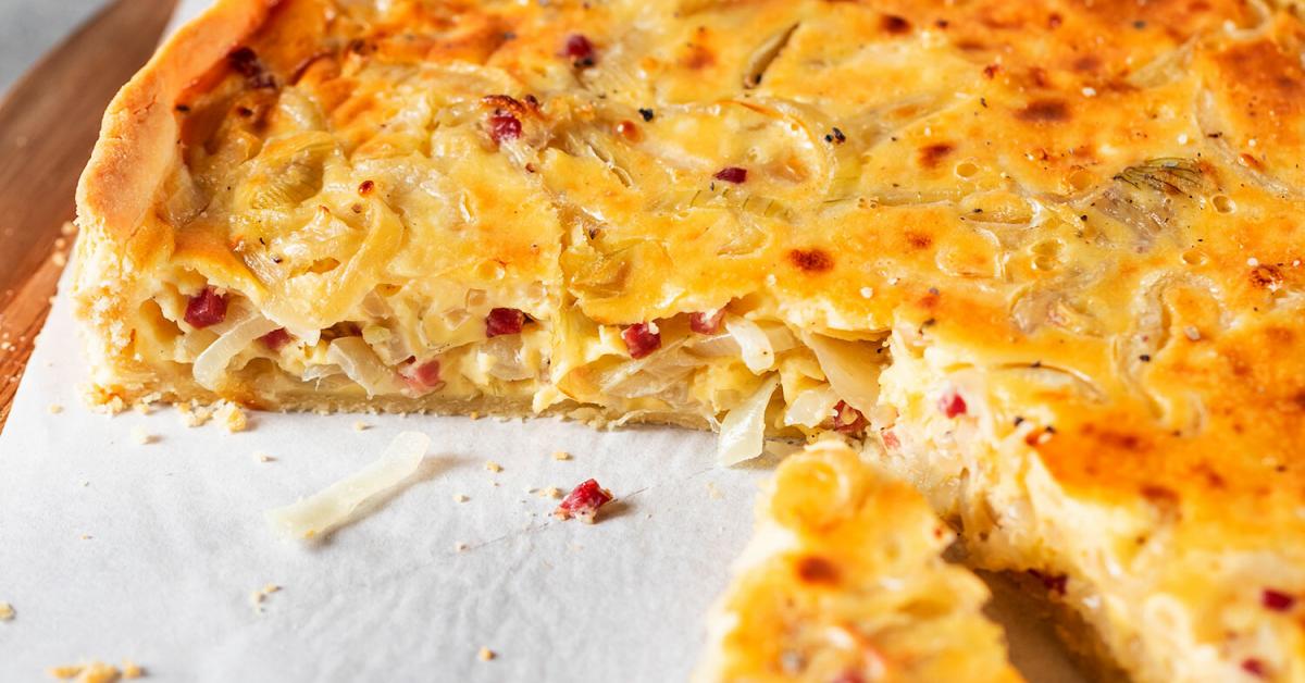 Zwiebelkuchen ohne Hefe schnell und einfach | Simply Yummy